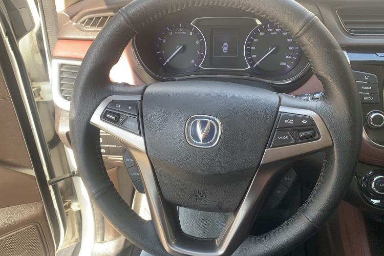 Used CHANGAN Lingxuan 2017 1.5T Automatic Lehuo Happy Edition Steering Wheel