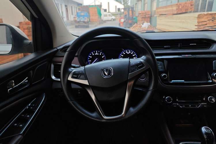 Used CHANGAN Lingxuan 2017 1.6L Manual Happiness Edition Steering Wheel