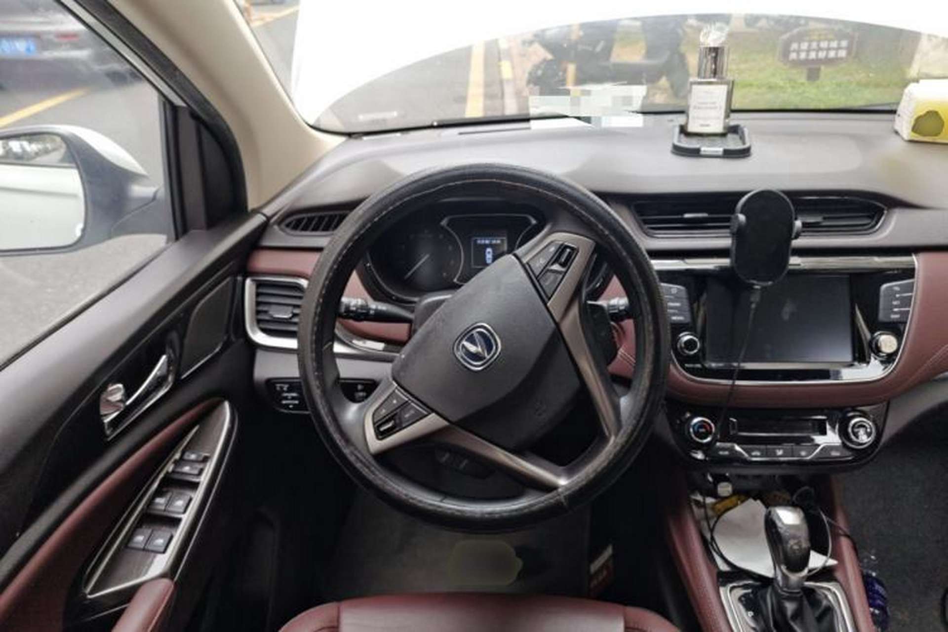 Used CHANGAN Lingxuan 2017 1.5T Automatic Lehuo Happy Edition Steering Wheel
