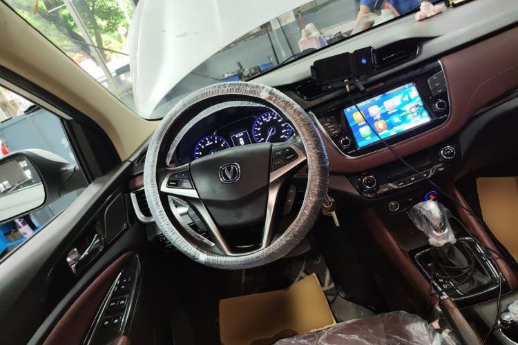 Used CHANGAN Lingxuan 2017 1.5T Automatic Lehuo Happy Edition Steering Wheel