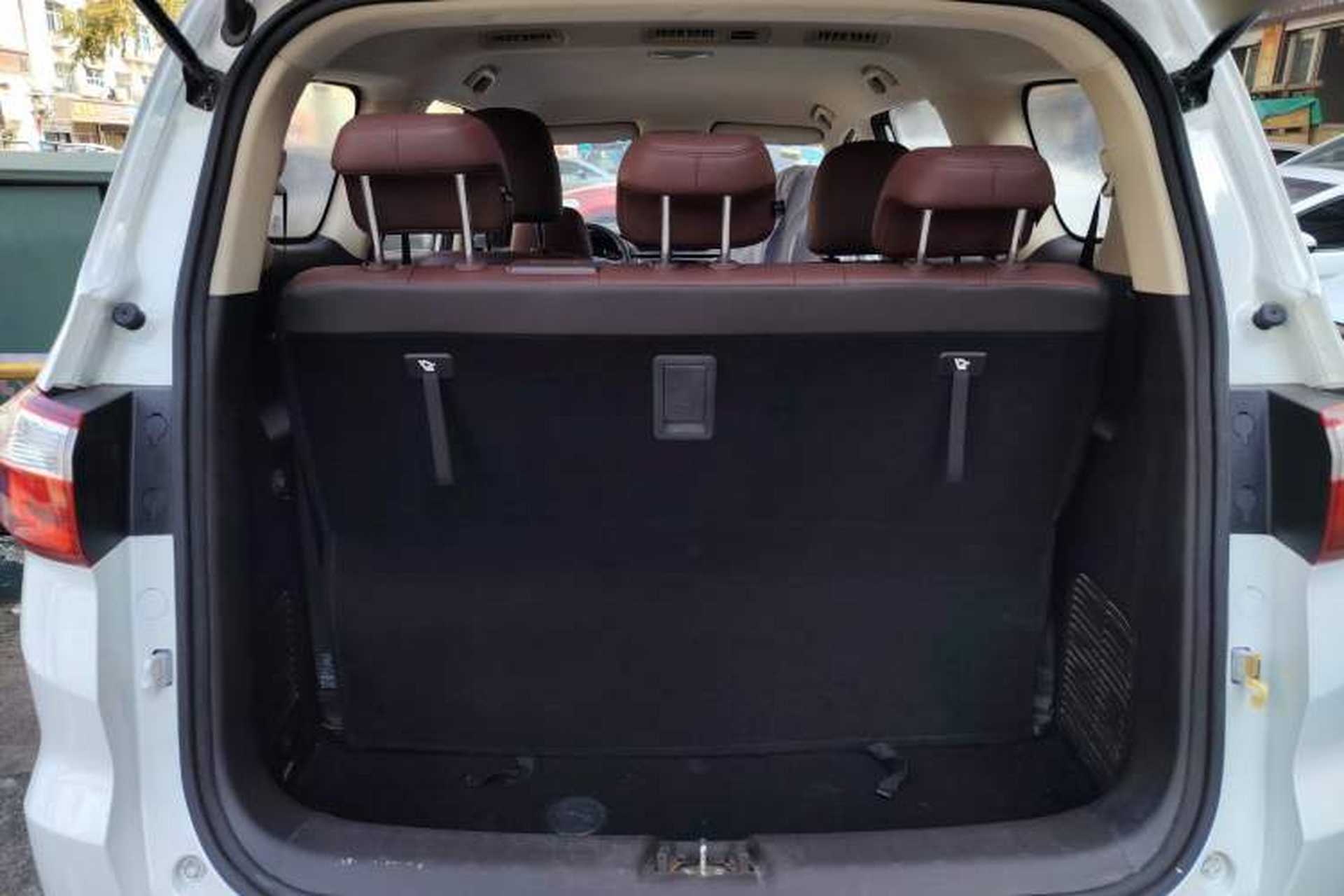 Used CHANGAN Lingxuan 2017 1.6L Manual Happiness Edition Trunk