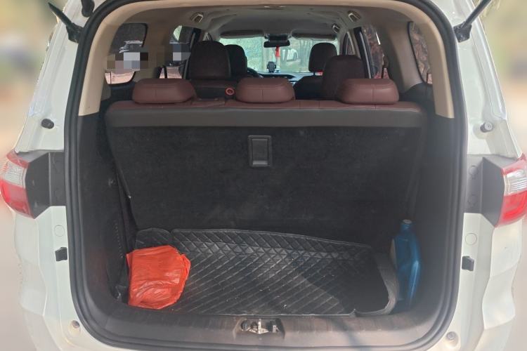 Used CHANGAN Lingxuan 2017 1.5T Manual Joyful & Happy Model Trunk