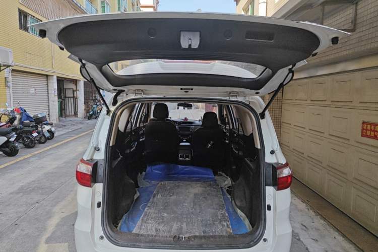 Used CHANGAN Lingxuan 2017 1.6L Manual Elite Model Trunk