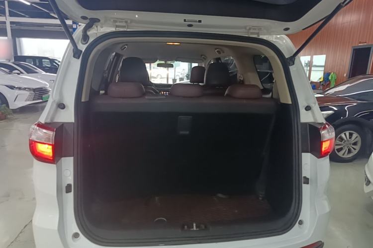 Used CHANGAN Lingxuan 2017 1.6L Manual Happiness Edition Trunk
