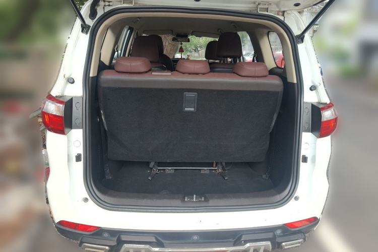 Used CHANGAN Lingxuan 2017 1.6L Manual Happiness Edition Trunk