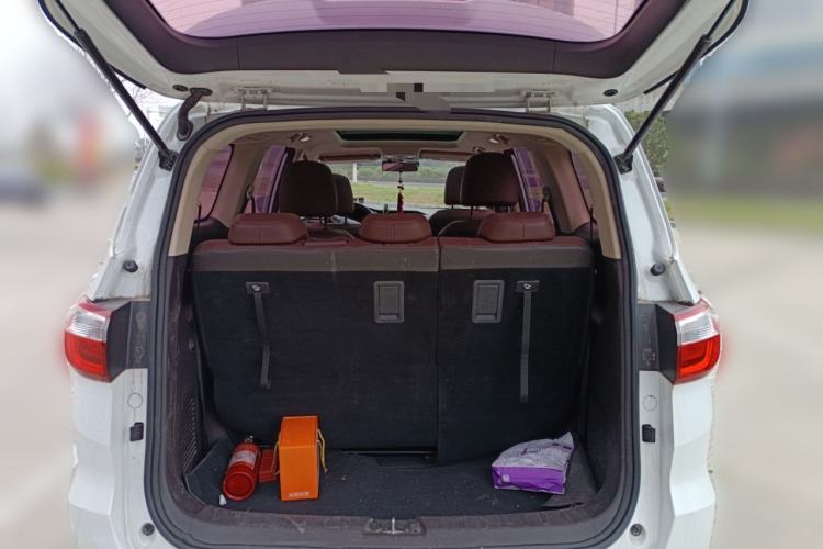 Used CHANGAN Lingxuan 2017 1.5T Automatic Lehuo Elite Model Trunk