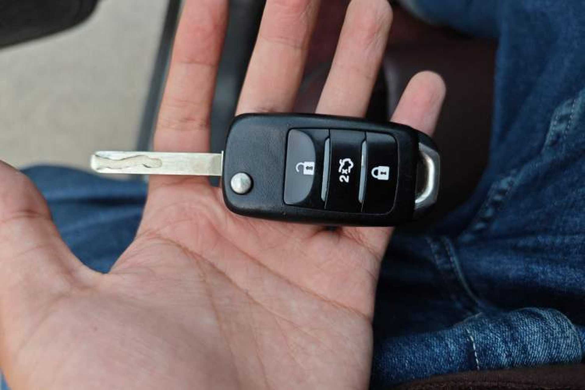 Used CHANGAN Lingxuan 2017 1.6L Manual Happiness Edition Vehicle Key