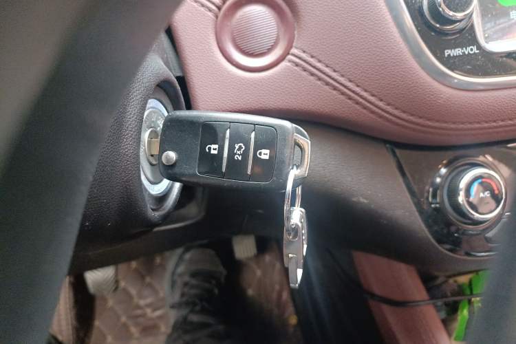 Used CHANGAN Lingxuan 2017 1.6L Manual Happiness Edition Vehicle Key