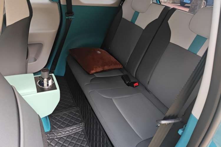 Used CHANGAN Lumin 2022 301km Honey-Sweet Version Left Rear Seat