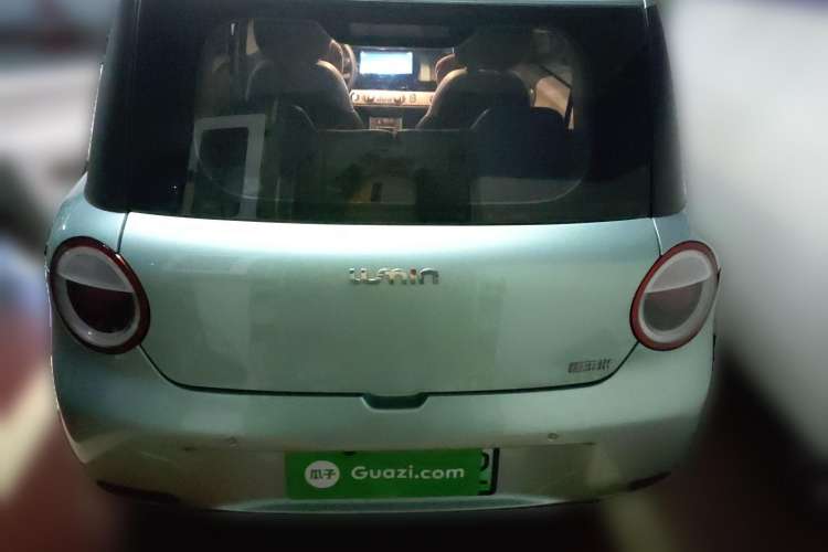 Used CHANGAN Lumin 2022 301km Honey-Sweet Version Rear
