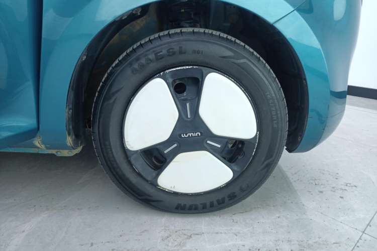 Used CHANGAN Lumin 2022 210km Sweet Edition Right Front Wheel Hub