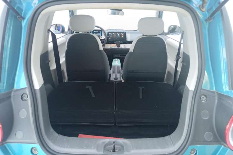 Used CHANGAN Lumin 2022 210km Sweet Edition Trunk