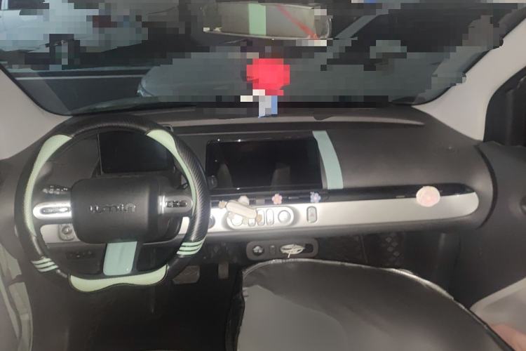 Used CHANGAN Lumin 2022 210km Sweet Edition Center Console