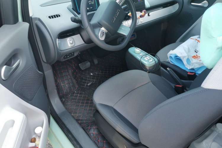 Used CHANGAN Lumin 2022 210km Sweet Edition Driver Seat