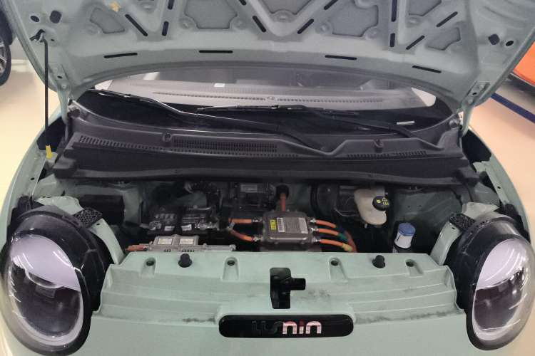 Used CHANGAN Lumin 2022 210km Sweet Edition Engine Bay