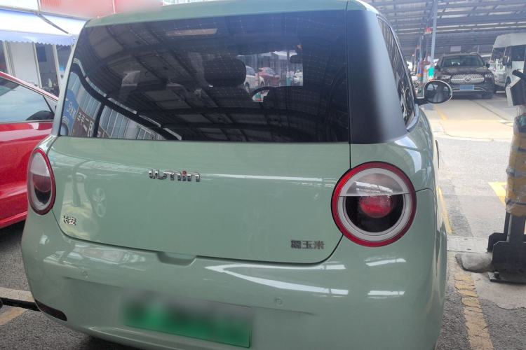 Used CHANGAN Lumin 2022 210km Sweet Edition Exterior 4