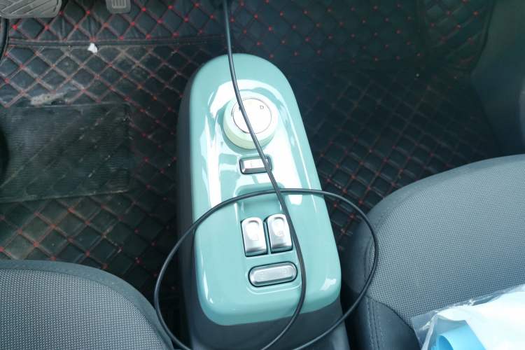 Used CHANGAN Lumin 2022 210km Sweet Edition Gear Lever