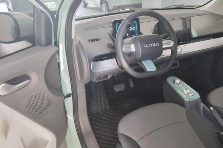 Used CHANGAN Lumin 2022 210km Sweet Edition Interior 2