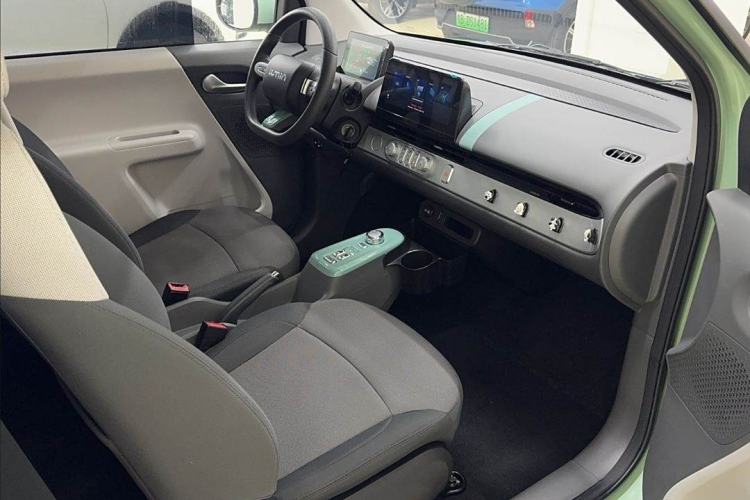Used CHANGAN Lumin 2022 210km Sweet Edition Interior 3