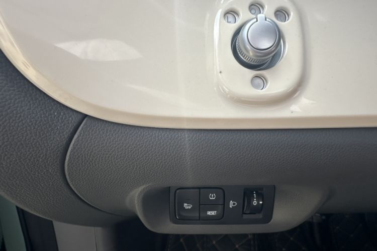 Used CHANGAN Lumin 2022 210km Sweet Edition Interior 7