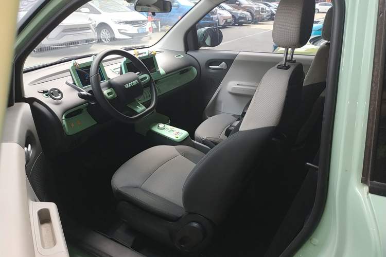 Used CHANGAN Lumin 2022 210km Sweet Edition Left Front Seat
