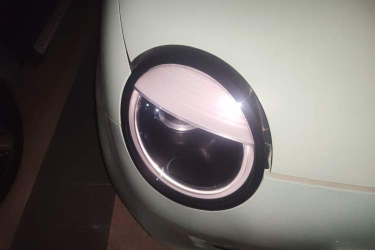 Used CHANGAN Lumin 2022 210km Sweet Edition Right Front Headlight