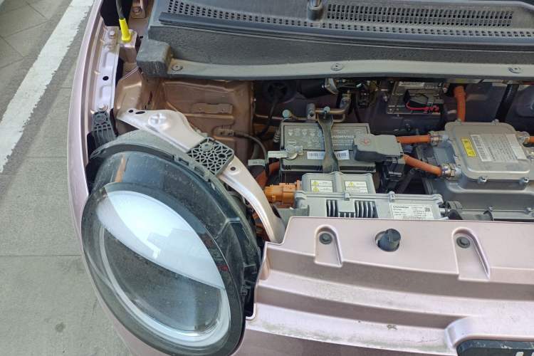 Used CHANGAN Lumin 2022 210km Sweet Edition Engine Bay Right