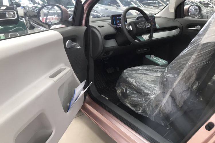 Used CHANGAN Lumin 2022 210km Sweet Edition Interior 4
