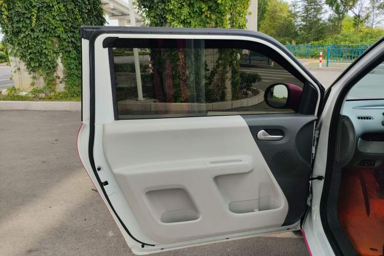 Used CHANGAN Lumin 2022 210km Sweet Edition Left Front Door Interior