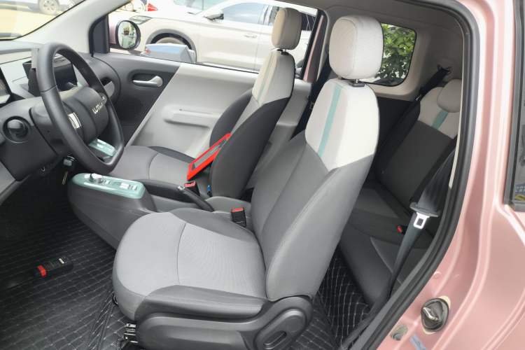 Used CHANGAN Lumin 2022 210km Sweet Edition Left Front Seat