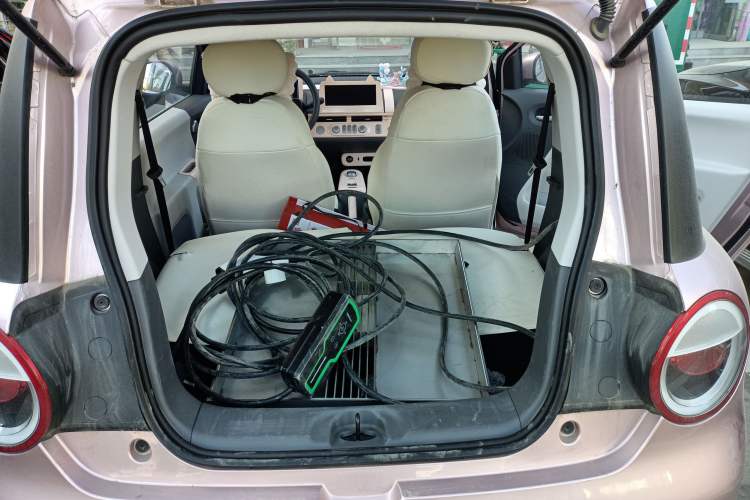 Used CHANGAN Lumin 2022 210km Sweet Edition Trunk