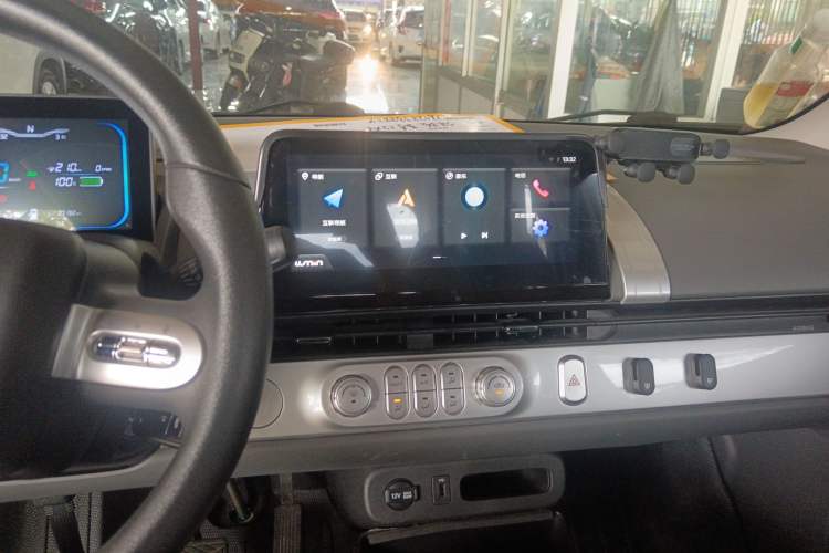 Used CHANGAN Lumin 2022 210km Sweet Edition Audio And AC Panel