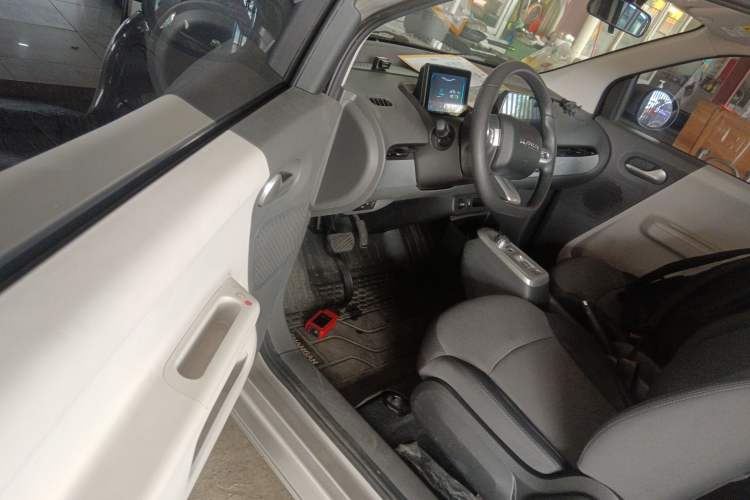 Used CHANGAN Lumin 2022 210km Sweet Edition Interior 3