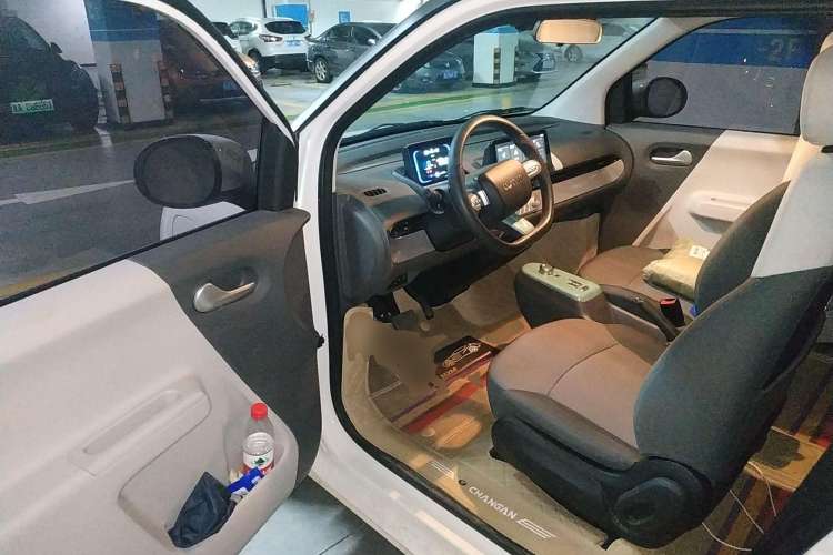 Used CHANGAN Lumin 2022 210km Sweet Edition Driver Seat