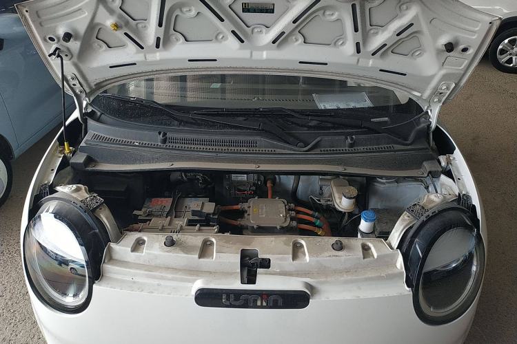 Used CHANGAN Lumin 2022 301km Honey-Sweet Version Engine Bay