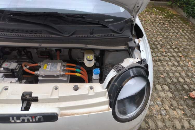 Used CHANGAN Lumin 2022 210km Sweet Edition Engine Bay Left