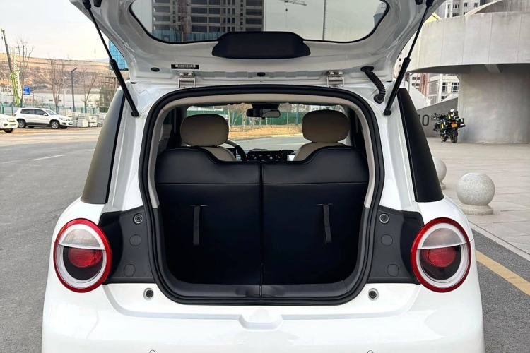 Used CHANGAN Lumin 2022 155 km – Refreshingly Sweet Edition Exterior 6