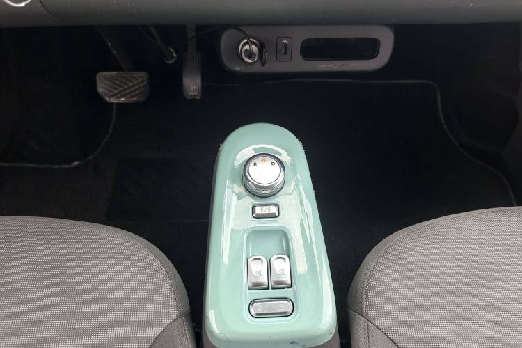Used CHANGAN Lumin 2022 301km Honey-Sweet Version Gear Lever