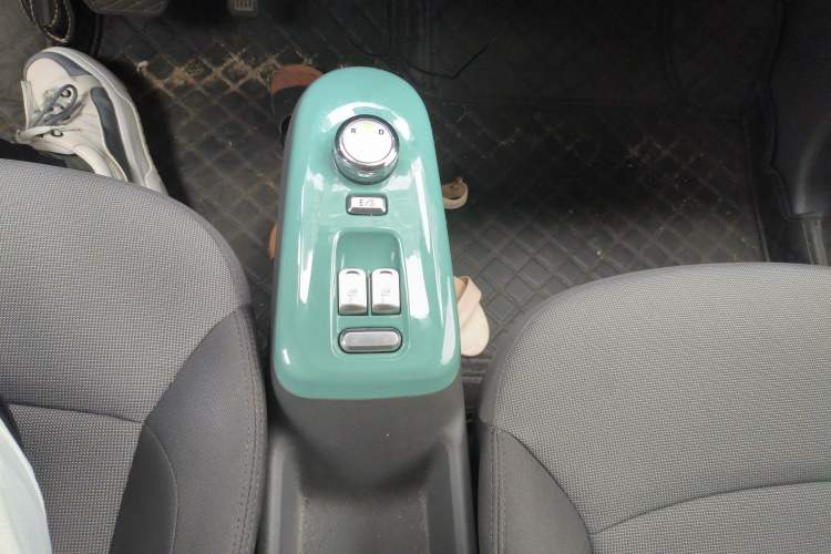 Used CHANGAN Lumin 2022 210km Sweet Edition Gear Lever