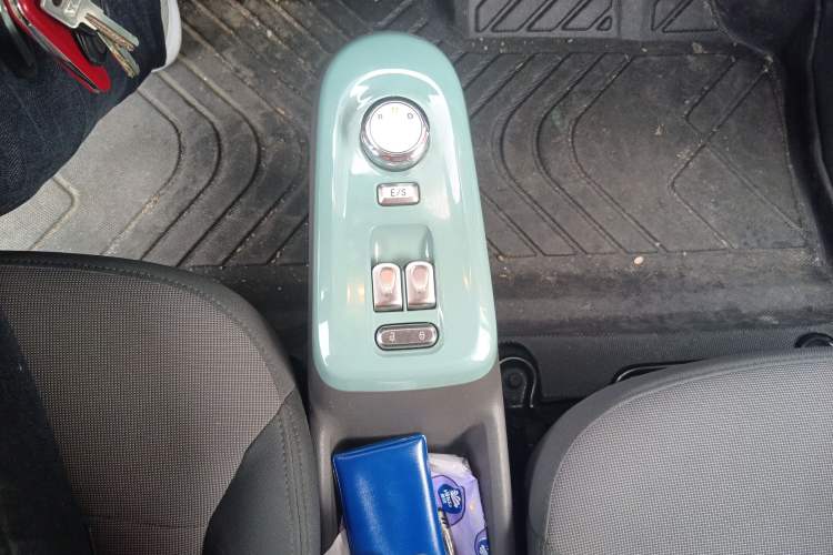 Used CHANGAN Lumin 2022 210km Sweet Edition Gear Lever