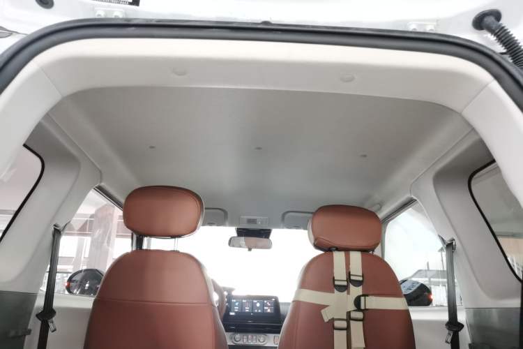 Used CHANGAN Lumin 2022 155 km – Refreshingly Sweet Edition Headliner