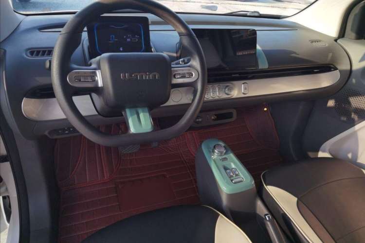 Used CHANGAN Lumin 2022 210km Sweet Edition Interior 1