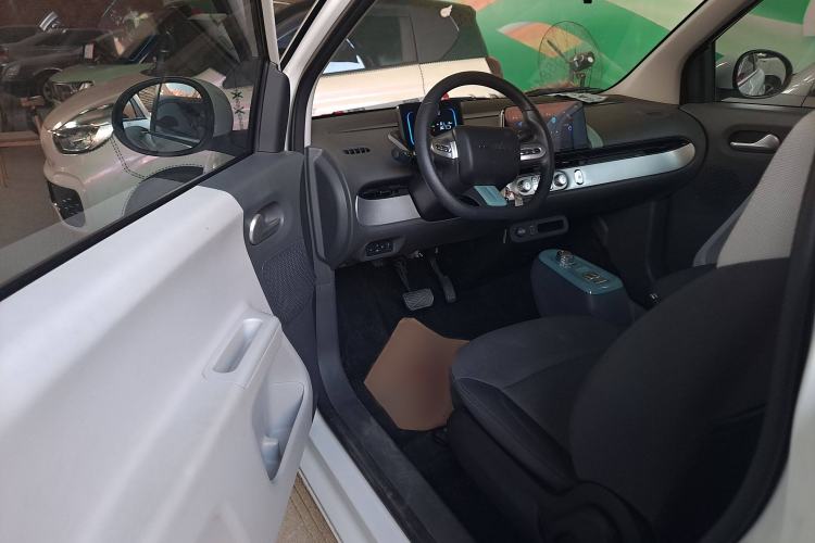 Used CHANGAN Lumin 2022 210km Sweet Edition Interior 2
