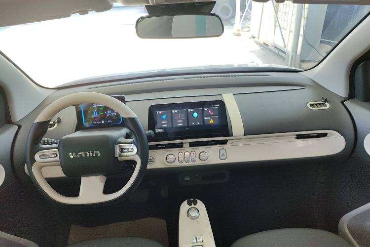 Used CHANGAN Lumin 2022 301km Honey-Sweet Version Interior 2