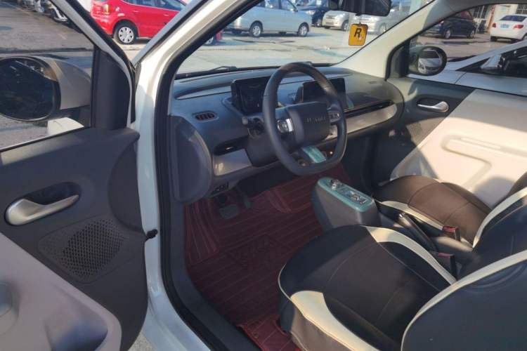 Used CHANGAN Lumin 2022 210km Sweet Edition Interior 2