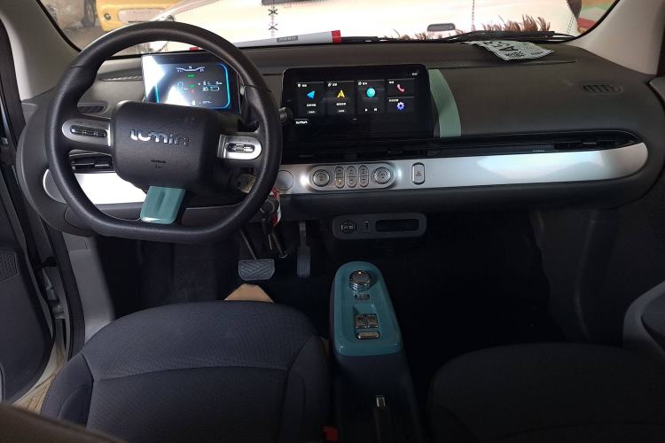 Used CHANGAN Lumin 2022 210km Sweet Edition Interior 3