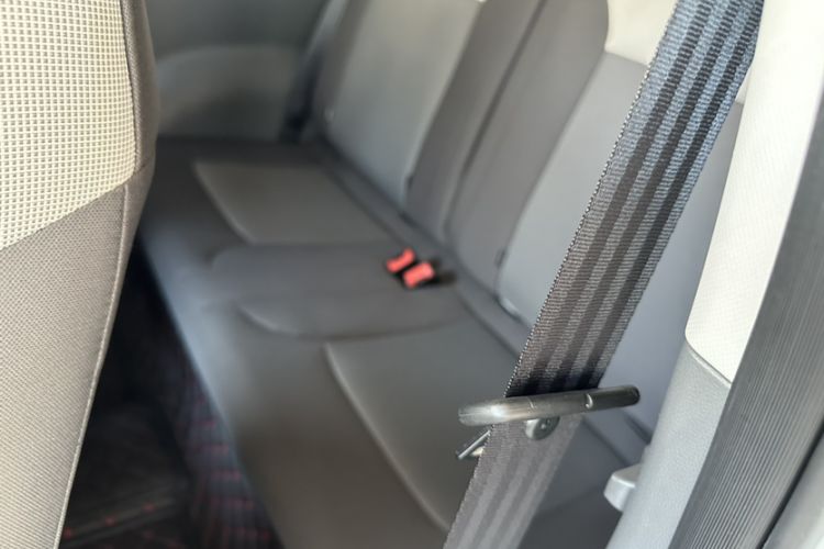 Used CHANGAN Lumin 2022 155 km – Refreshingly Sweet Edition Interior 7