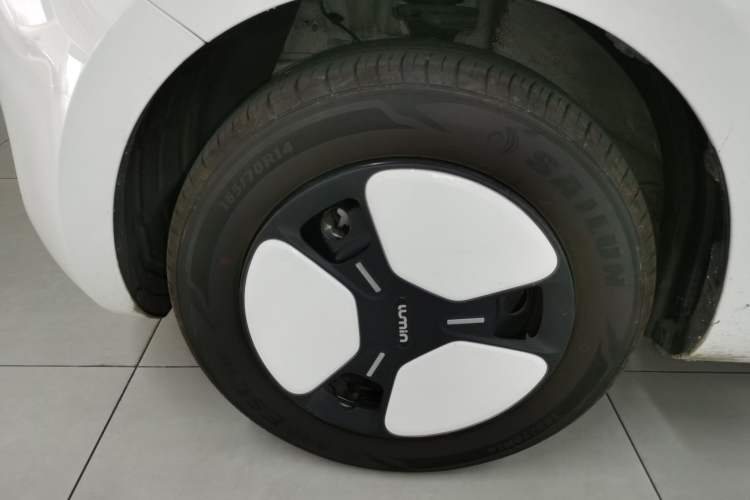 Used CHANGAN Lumin 2022 155 km – Refreshingly Sweet Edition Left Front Wheel Hub