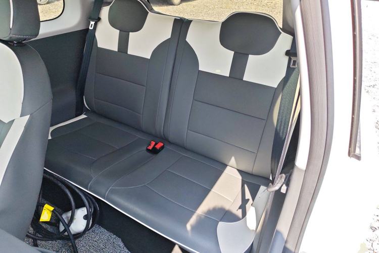 Used CHANGAN Lumin 2022 155 km – Refreshingly Sweet Edition Left Rear Seat