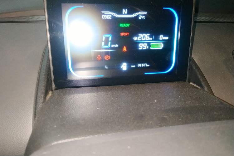 Used CHANGAN Lumin 2022 210km Sweet Edition Odometer Close Up